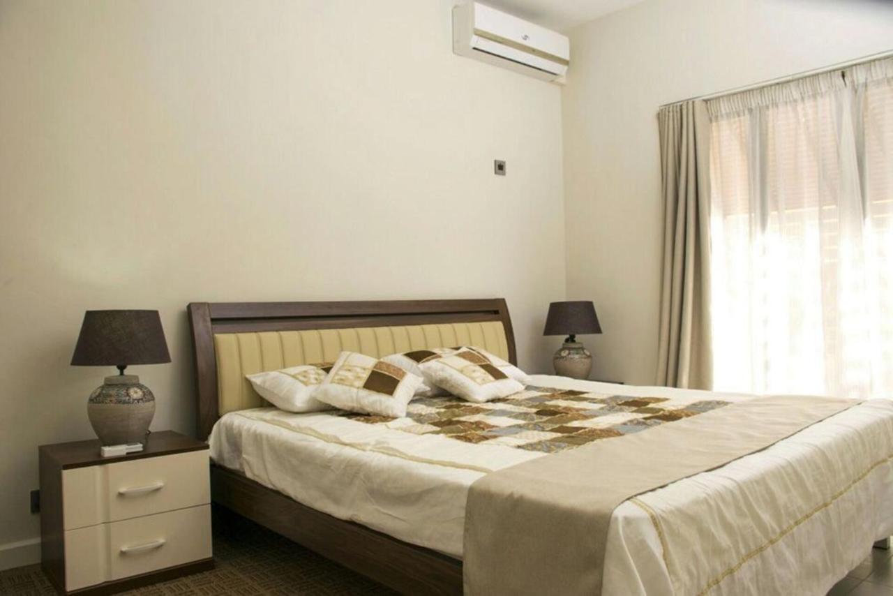 Luxury Modern 2-Bed Apartment Pereybere Grand Baie Bagian luar foto
