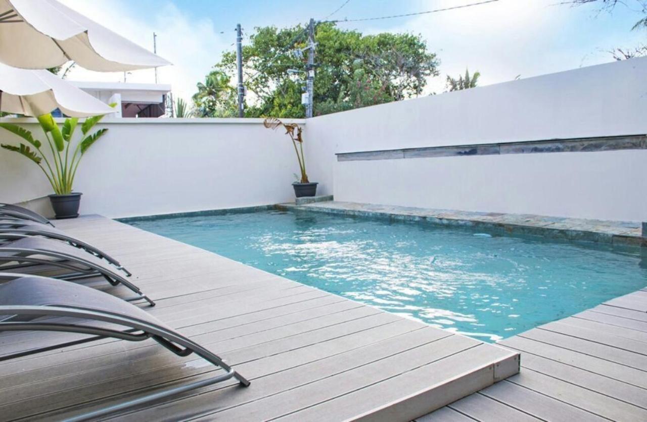 Luxury Modern 2-Bed Apartment Pereybere Grand Baie Bagian luar foto