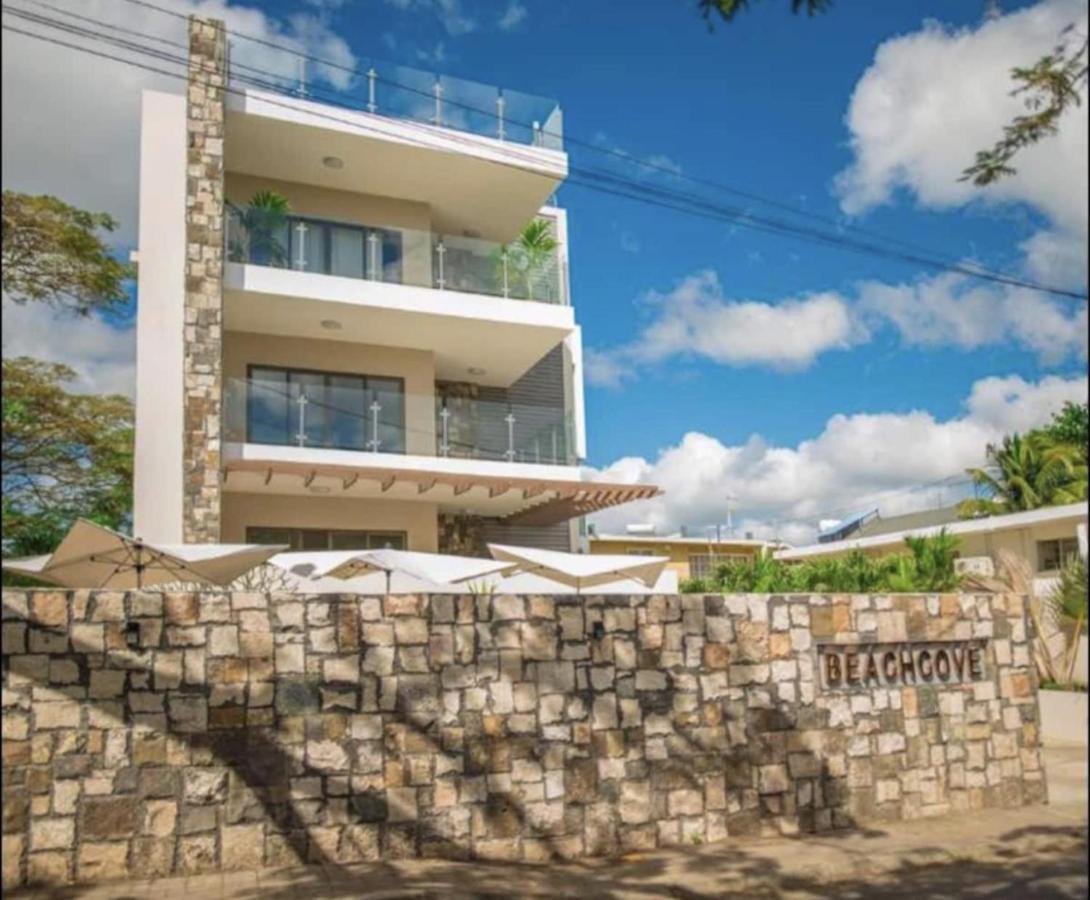 Luxury Modern 2-Bed Apartment Pereybere Grand Baie Bagian luar foto
